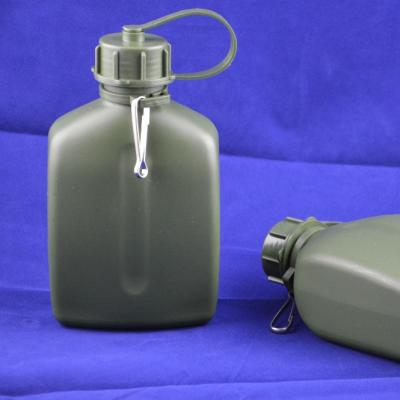 China 1 Liter Outdoor Eco-friendly HDPE Plastic Material Army Water Bottle for sale