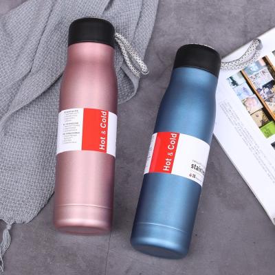 China PORTABLE Vacuum Insulated Durable Sports Water Bottle Stainless Steel Food Grade Thermoses Double Walled Mug for sale