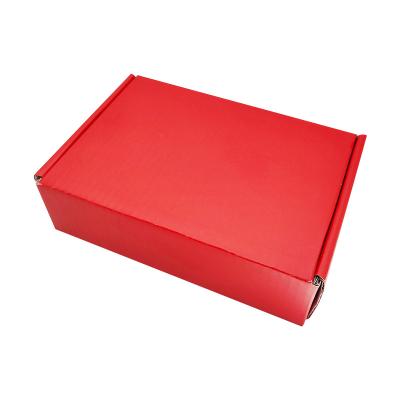 China Recyclable Red Corrugated Cardboard Paper Box Custom For Candles Packaging for sale