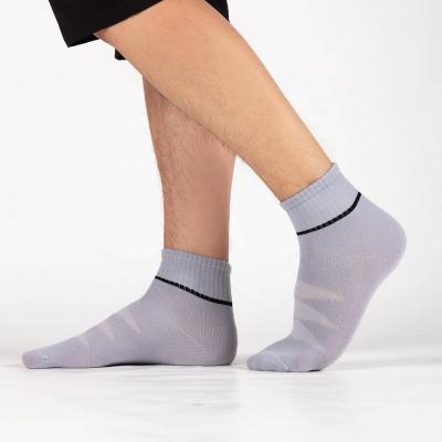 China Brand Cheapcrew Breathable Cotton Men Socks 100% Cotton Non Slip Invisible Man Socks for sale