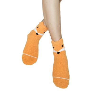 China Winter Sleep Thick Bed Grip Women Slip Cute Fluffy Comfortable Custom Breathable Socks Anti Bump Fuzzy Slipper Socks for sale