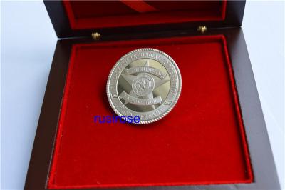 China 2019 new silver color commemorative coin, high-grade mirror coin with acrylic box and wooden box, glossy badge custom for sale