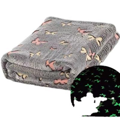 China Logo Glow In The Dark Flannel Fleece Blanket Anti-Static Custom Soft Blanket For Kids Blankets for sale