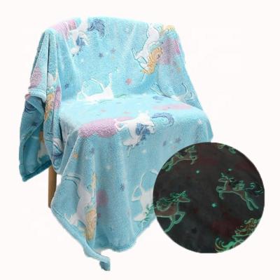 China 2021 new sales china cartoon child flannel unicorn anti-static warm glow in dark luminous blanket for sale