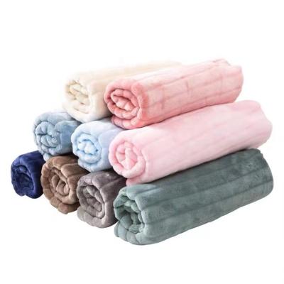 China Solid 100% Anti-Static High Quality Polyester Jacquard Flannel Fleece Fabric For Home Textiles Textiles for sale