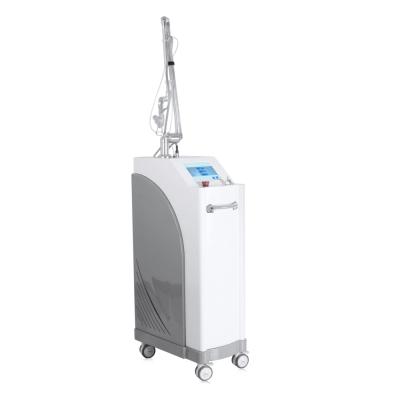 Chine Machine partielle de laser de CO2 de Vaginal Tightening 100mj/Point à vendre