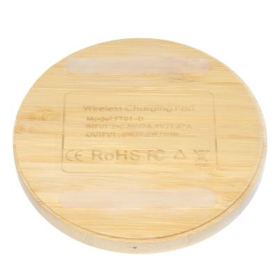 China Custom Logo Bamboo Mobile Phone Charging Fast Qi Wireless Charger For Smart Phone for sale