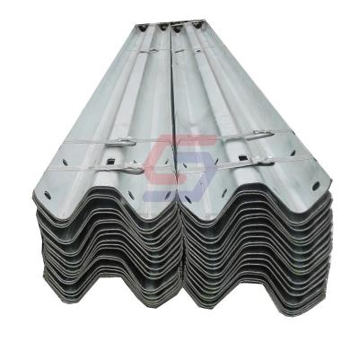 China Anti - Corrosion Hot Dipped Galvanized Guardrail Traffic Safety Barrier For Highway for sale