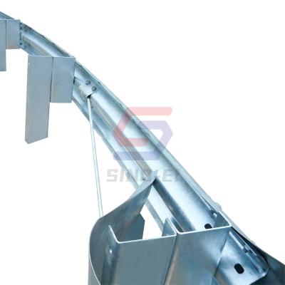 China Roadway Safety Traffic Barrier Q235B Q345B Steel Road Curved Bending Guardrails For Sale for sale