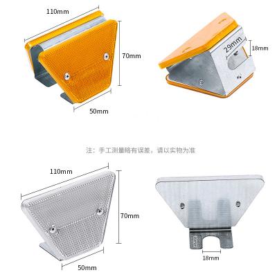 China Easily Assembled Highway Safety Road Guardrail Q235B Round Steel Road Reflectors Made in China for sale