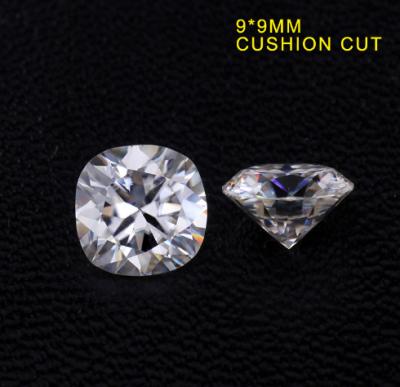 中国 緩いMoissaniteの石DEF色のクッションの切口のMoissaniteの空想の切口の等級VVS 9mm 販売のため