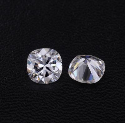 China Corte estupendo de la suposición de la claridad de la forma 8m m VVS del amortiguador del blanco DEF de Moissanite de los diamantes en venta