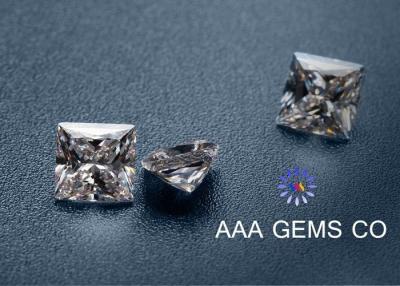 China Quadratische Klarheitsprinzessin Moissanite Handhabung- am Bodenfarbe 7mm 2cts VVS schnitt für Ehering zu verkaufen