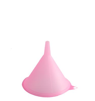 China 2021 PP Material Quality Assurance Large Multicolor Pastry Seperatory Oil Funnels for sale