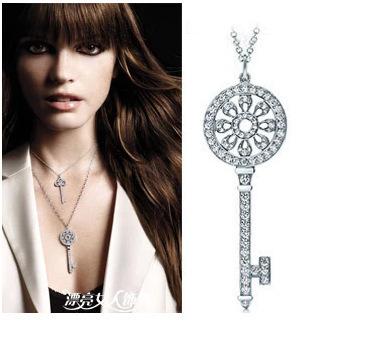 China New Hiphop Design Key Pendant 925 Layered Diamond Mood Key Necklace With CZ Diamond for sale