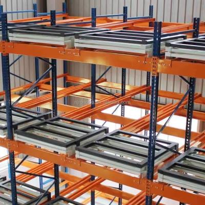 China Customized Heavy Duty Steel Push Back Pallet Racking With ISO9001 CE Certification en venta