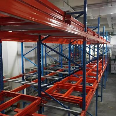 China Heavy Duty Steel Push Back Pallet Racking For High Density Storage en venta