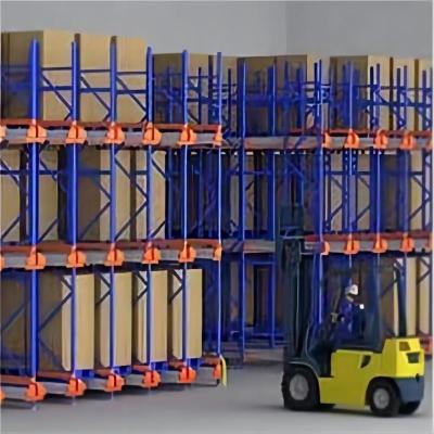 China Heavy Duty Selective Pallet Racking System Rack Structure With 2000 Pallet Shuttle en venta