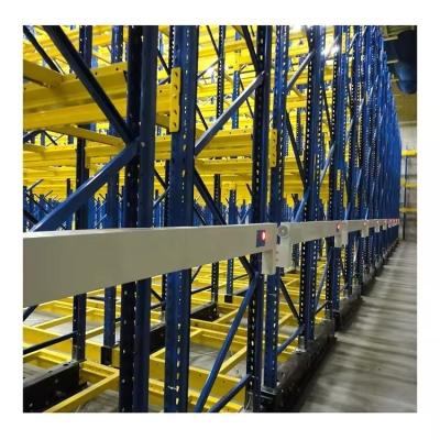 China Q235B Material Electric Mobile Pallet Racking System for Automated Warehouse Storage en venta