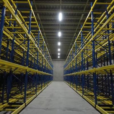 China Open Electric Mobile Pallet Racking For High Space Utility In Warehouse Storage System en venta