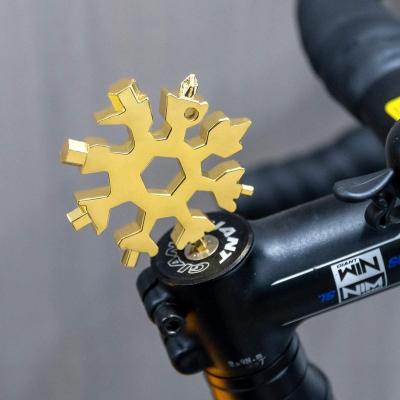 Cina Set chiave di bicicletta cacciavite Kit 18 in 1 in acciaio inossidabile fiocco di neve Multitool per il campeggio all'aperto strumento quotidiano in vendita