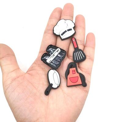 China 2022 Environmentally Friendly New Design Cooking Art Deco Brooch Pin Cute Cartoon Creative Safety Pin for sale