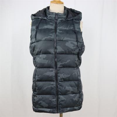 China Female Free Sample Custom Hooded Quilted Vest Waterproof With Hood Sleeveless Side Zipper In Matte Nylon for sale