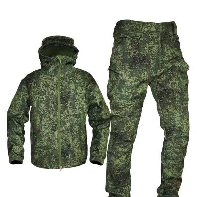 Chine Uniforme militaire camouflé Vêtements de l'armée Vêtements pleins de coquille douce Vêtements pour hommes velours épaisés à vendre