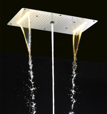 中国 Needleless recess shower 700*380mm rainfall, waterfall, jet, water ceiling bathroom column many function led bathroom shower head 販売のため