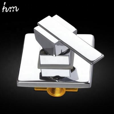 Cina With Brass Shower Faucet Single Way Diverter Valve Concealed Square Bath Shower Diverter Mixer For Bathroom Showering System in vendita