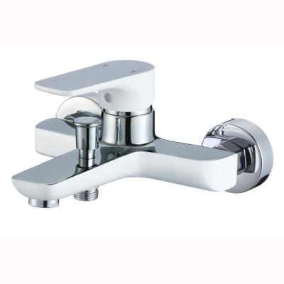 China Without Slide Bar OEM Manufacturer WHITE New Style High Quality Wall Mounted Bathtub Faucet Bathroom Mixer for sale