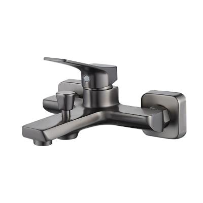 China Without Slide Bar OEM Manufacturer Metal Gun Brass Color New Style High Quality Wall Mounted Bathtub Faucet Bathroom Mixer for sale