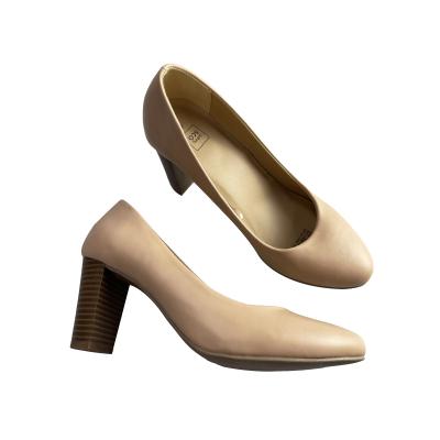 China Size Increasing 8CM High Heel Beige Color Leather Shoes Women Shoes With Fashionable Design High Heel Shoes For Ladies for sale