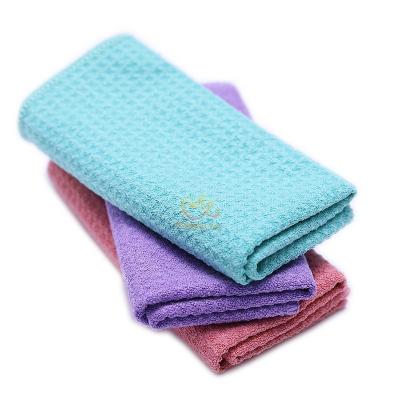 China Compressed Cheap Home Clean Waffle Clean Towel Microfiber Cloth Towel Waffle Cloth For Washing Car Wash for sale