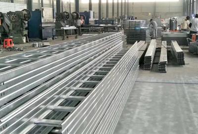 Cina 1.5 - tipo resistenza della scala di 2.5mm della corrosione di Tray Galvanised Steel Cable Tray del cavo in vendita