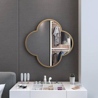 China Minimalist Wall Mounted Antique Decorative Mirror For Bathroom Carved Decorative Mirror Frame for sale