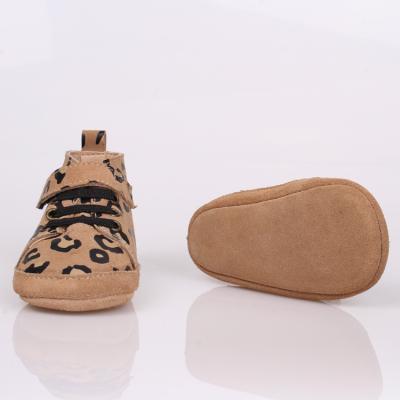 China Fashion triangle high top leather deodorization baby shoes new stars casual shoes child shoes for sale