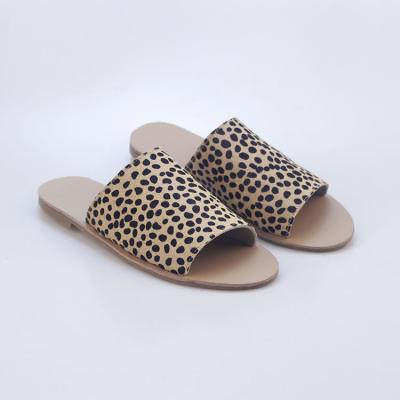 China Wholesale Custom Ladies Indoor Women's Slippers Genuine Leather Slippers Lightweight For Women for sale