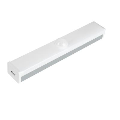 China Modern Drop Shipping 10CM Rechargeable Motion Sensor Light Under Cabinet Wireless Stick On Night Light Bar LED Safe Cabinet Light for sale