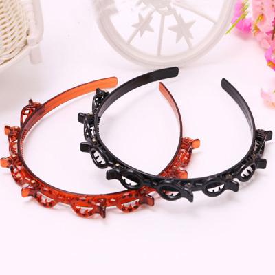 China Hot Selling Simple Concise Women's Hair Band Accessories Women Headband Plastic Hair Circle With Clips for sale