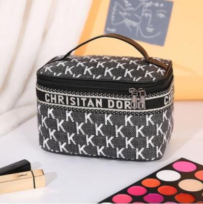 China New Fashion Motion Detection 1:1GG5A Makeup Travel Wash Bag Large Capacity Storage Portable Bag Letter Portable Cosmetic Bag for sale