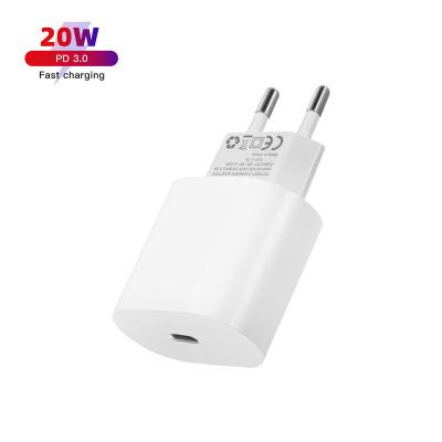 China High Quality PD3.0 Fast18W 20W Mobile Phone Charger Mobile Phone Power Adapter For iPhone 12 Super Fast Charger for sale