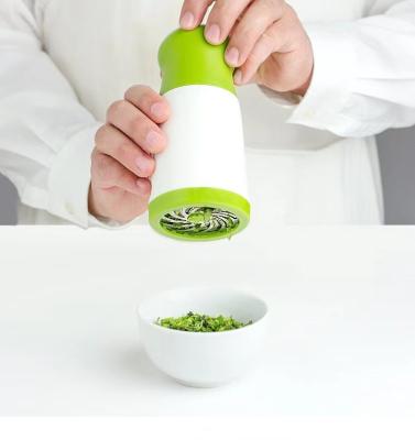 China Viable Herb Grinder Stainless Steel Spice Mill Parsley Shredder Manual Chopper Vegetable Cutter Garlic Coriander Kitchen Accessories for sale