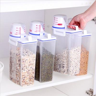 China Viable Airtight Moisture Proof Insect Repellant Cereal Cereal Storage Containers Rice Dispenser Sealed Pot With Measuring Cup for sale