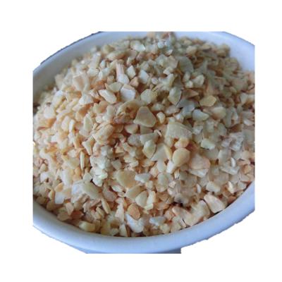 China 2021 Dry White Dehydrated Garlic Granules 8-16 Mesh for sale