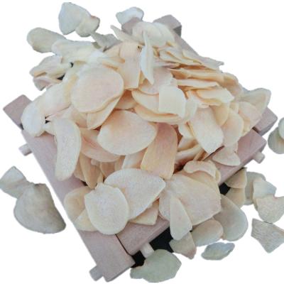 China Dry Natural White AD Dehydrated Garlic Slice Garlic Flakes for sale