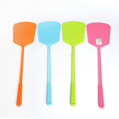 China Hot Selling Disposable Custom Cheap Handheld Colorful Plastic Fly Swatter Mosquito Killer Fly Hook for sale