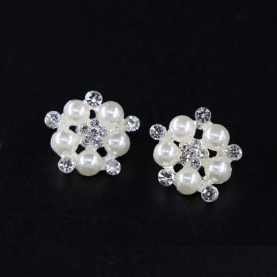 China Washable Rhinestone Pearl Ribbon Buttons Crystal Embellishments Sew On Clothing Buttons for sale