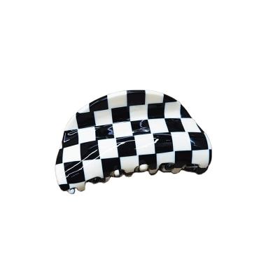 China Popular Wholesale Elegance Shell Shape Black And White Cellulose Acetate Cellulose Marble Plaid Claw for sale