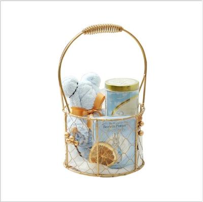 China New-fashion Portable New Iron Round Gift Basket Wedding Full Moon Packing Basket Gold Metal Gift Basket for sale